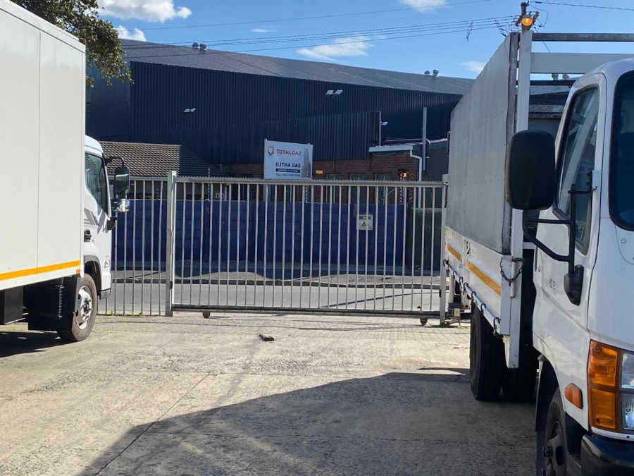 To Let commercial Property for Rent in Paarden Eiland Western Cape
